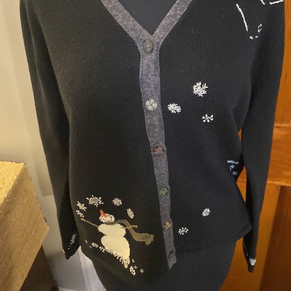 Women’s Medium Petite Woolrich “ugly Christmas sweater” Snowman and Snowflakes - Picture 5 of 8